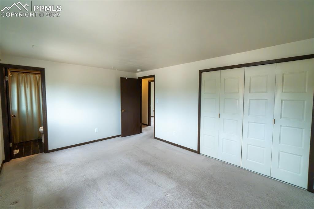 Image 15 of 45: Primary Bedroom 