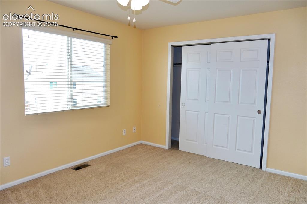 Image 19 of 36: Bedroom