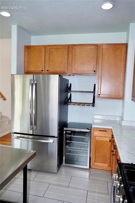 Image 26 of 36: Kitchen