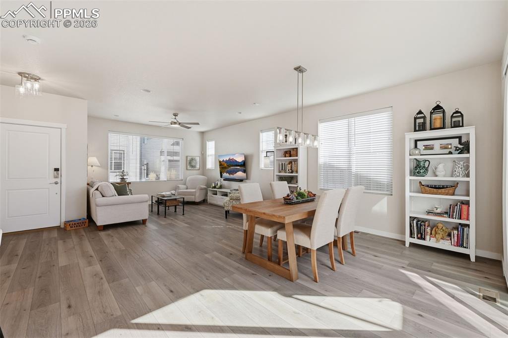 Image 12 of 32: Open to family room 