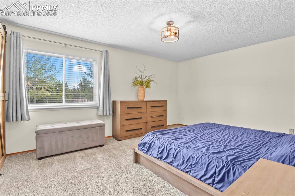 Image 29 of 46: Bedroom