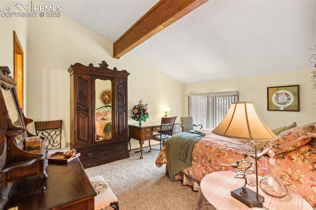 Image 14 of 23: upstairs bedroom