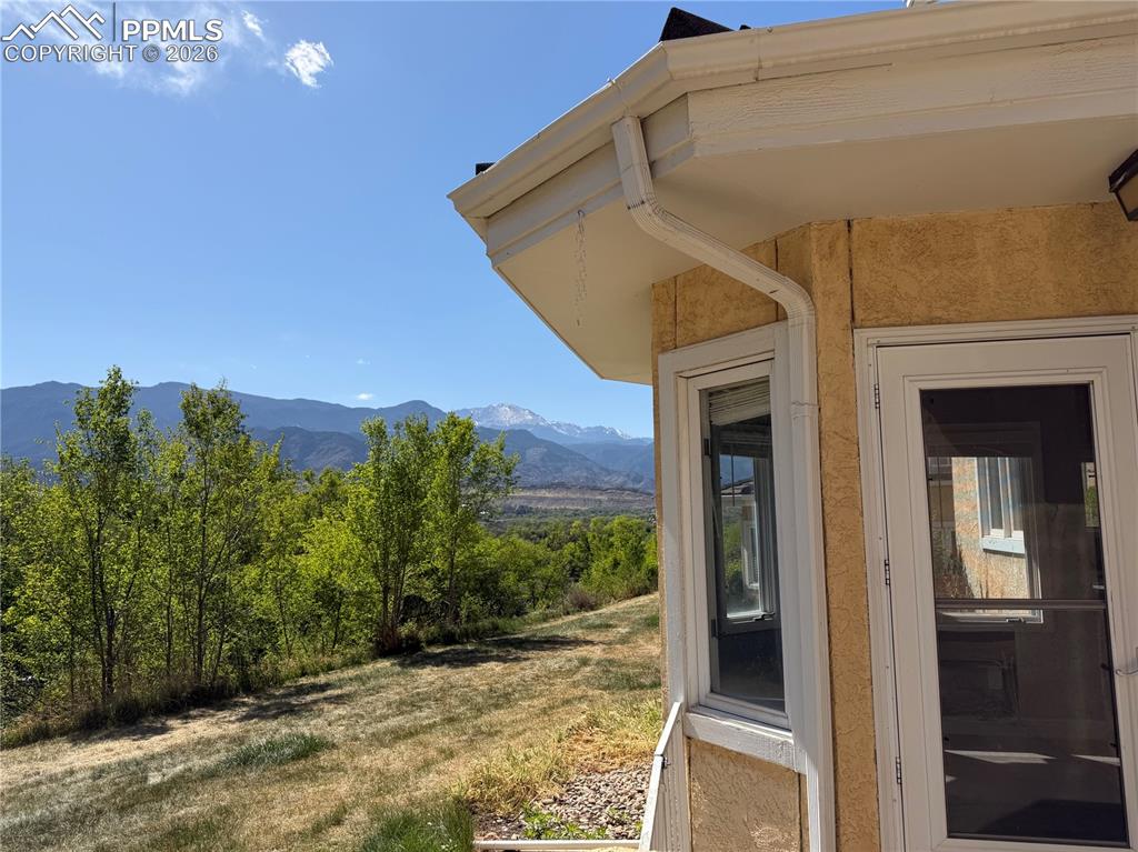 Image 18 of 20: View