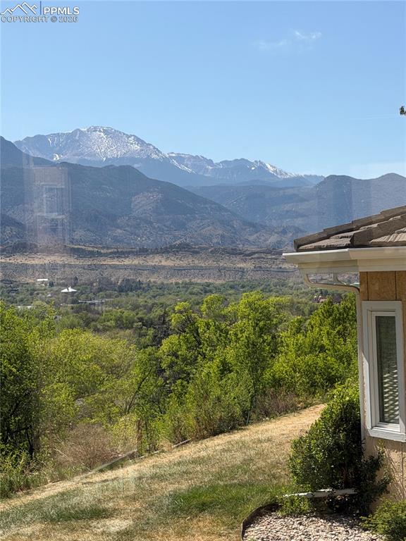 Image 3 of 20: View