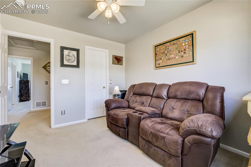 Image 35 of 50: Living Room