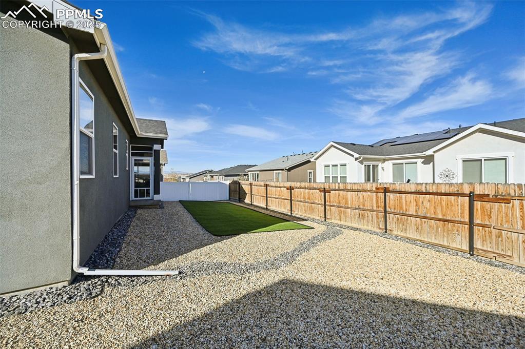 Image 24 of 24: Yard