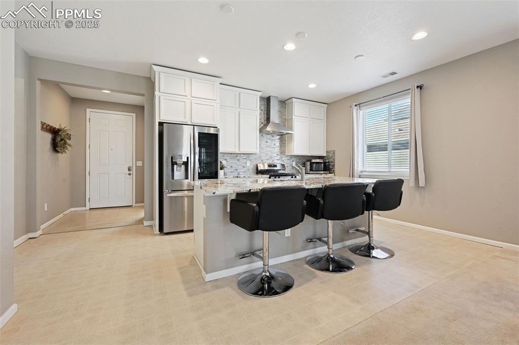 Image 4 of 24: Kitchen