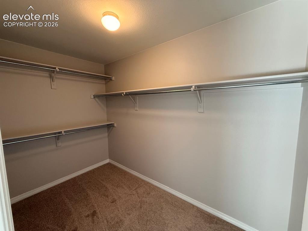 Image 44 of 50: Walk-In Closets
