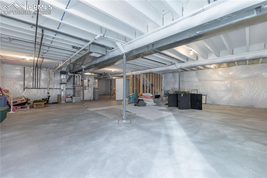 Image 20 of 27: Basement