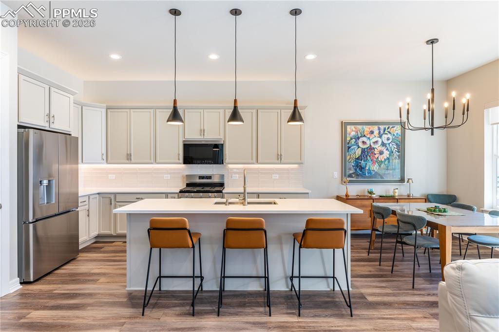 Image 6 of 27: Kitchen