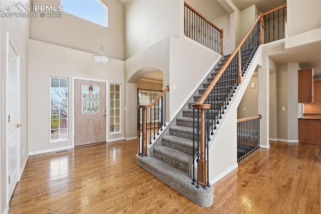 Image 3 of 50: Entry