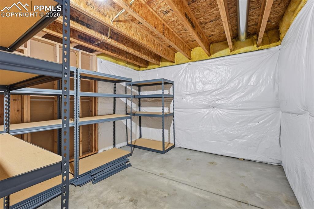 Image 42 of 50: Storage