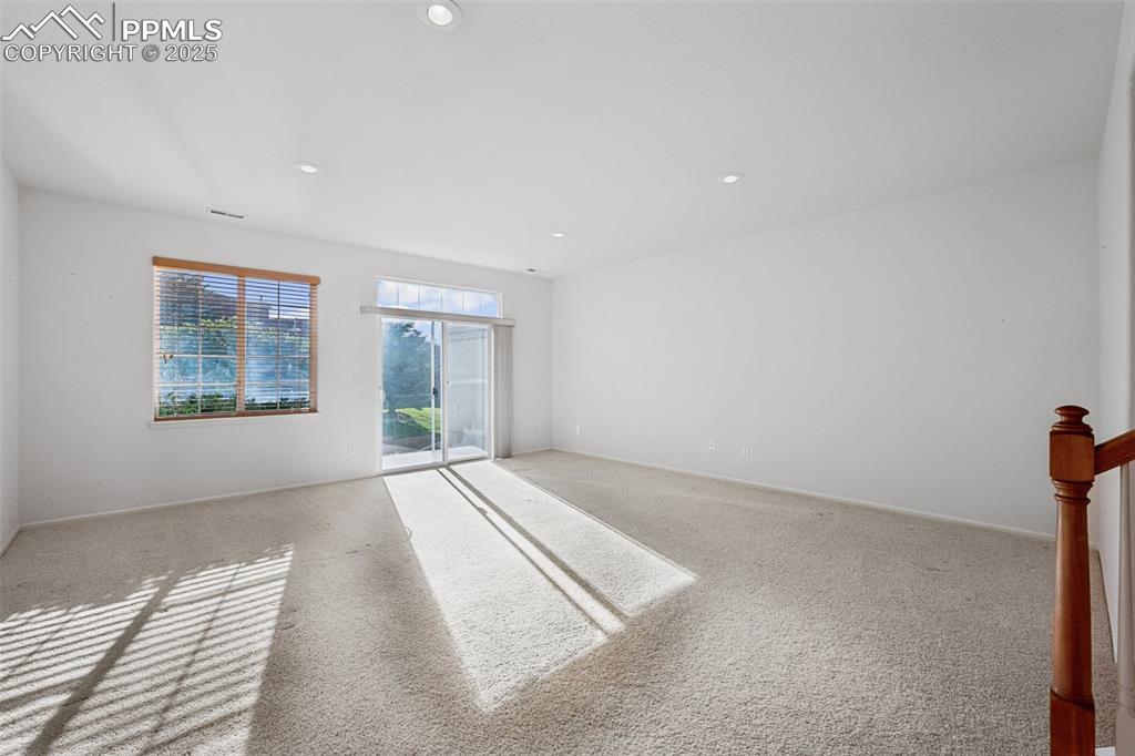 Image 18 of 28: Family Room