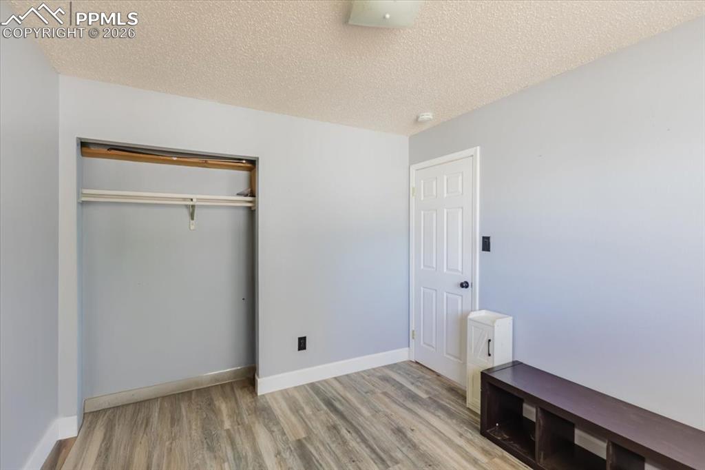 Image 14 of 46: Bedroom