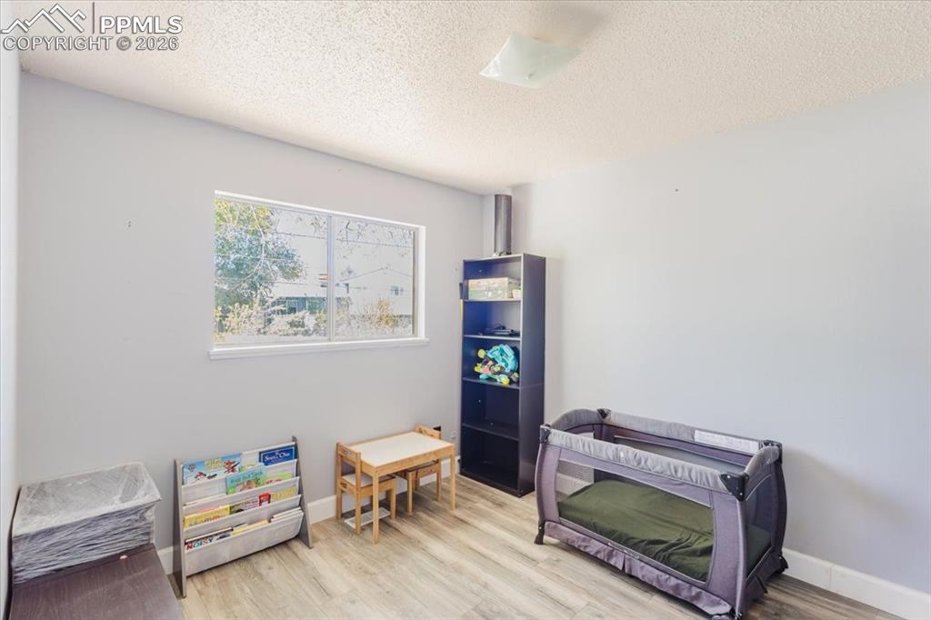 Image 16 of 46: Bedroom