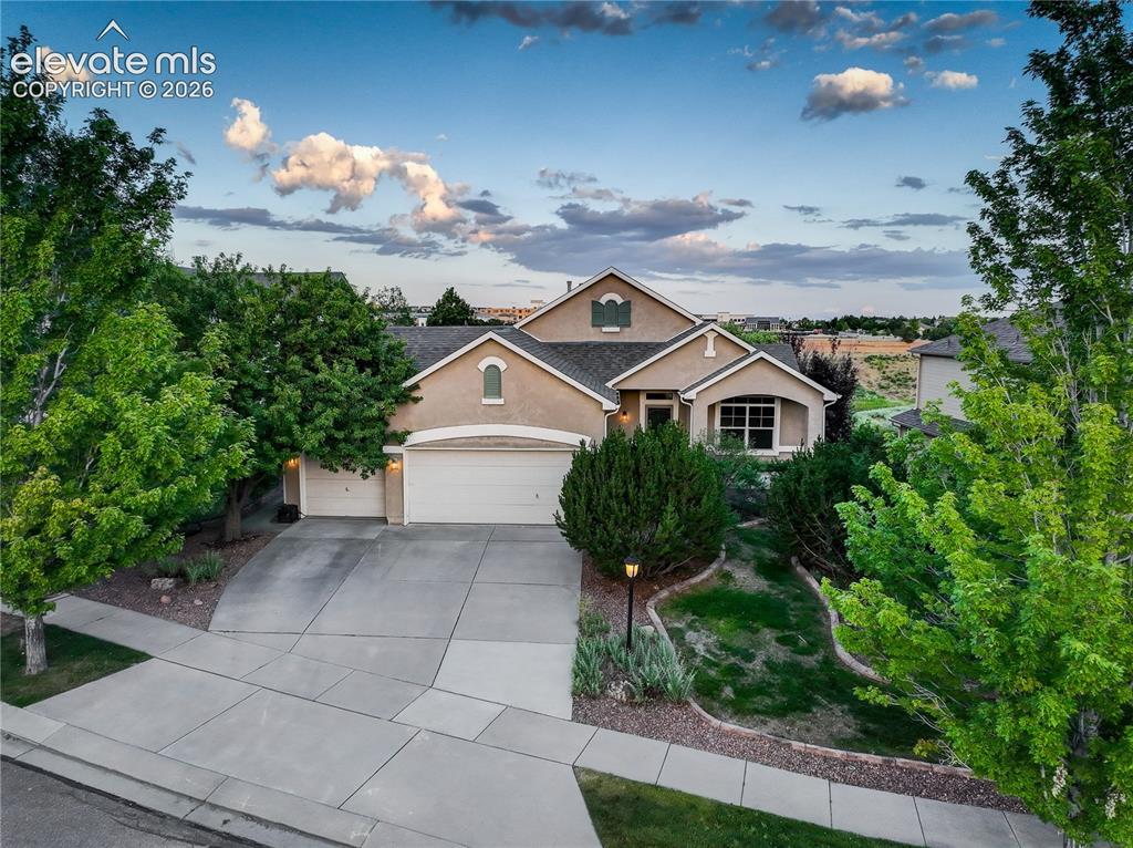 Image 1 of 45: Beautiful Ranch home in Pine Creek with stunning mountain views and open sp
