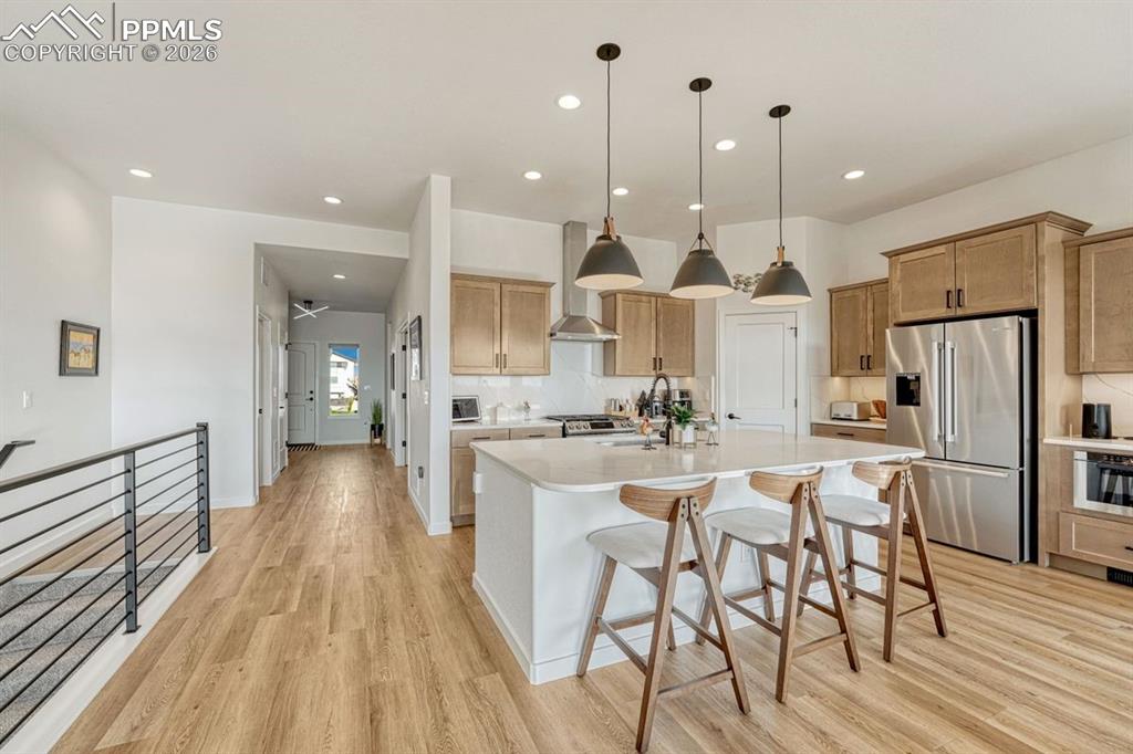 Image 12 of 50: Kitchen