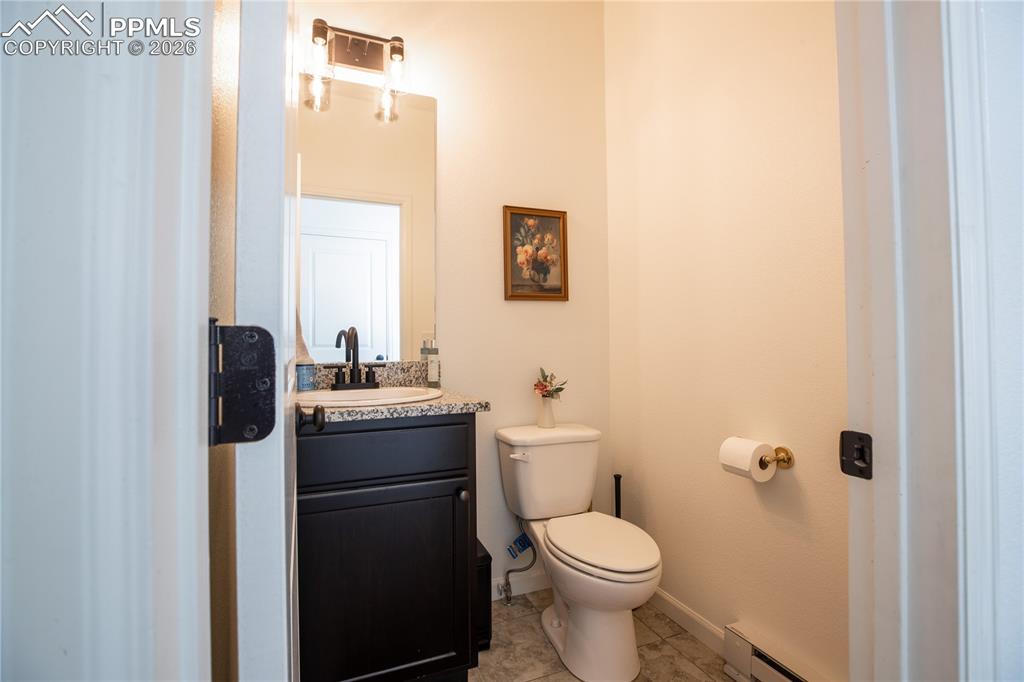 Image 12 of 27: Bathroom