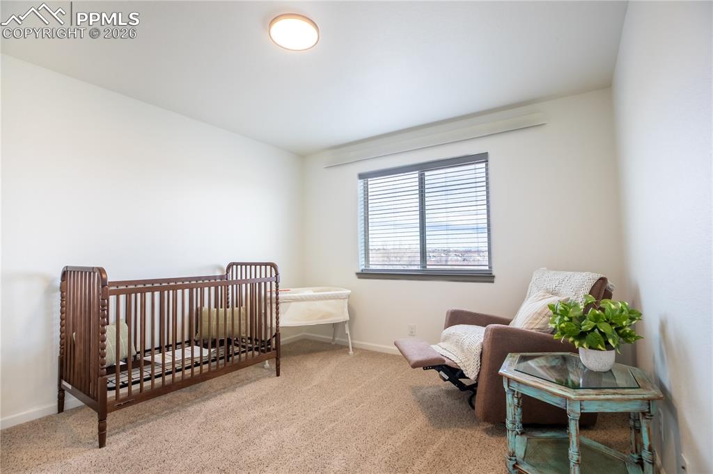 Image 20 of 27: Bedroom