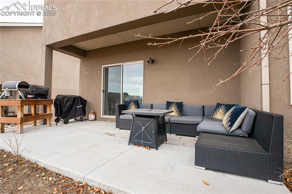 Image 27 of 27: Patio