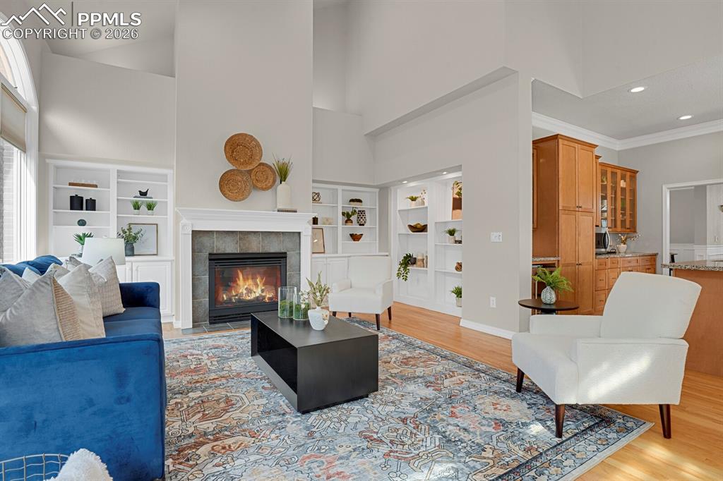 Image 14 of 50: Family Room