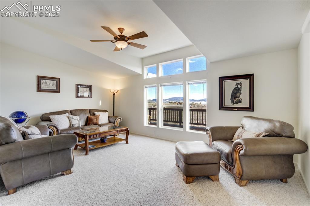 Image 13 of 46: Living Room