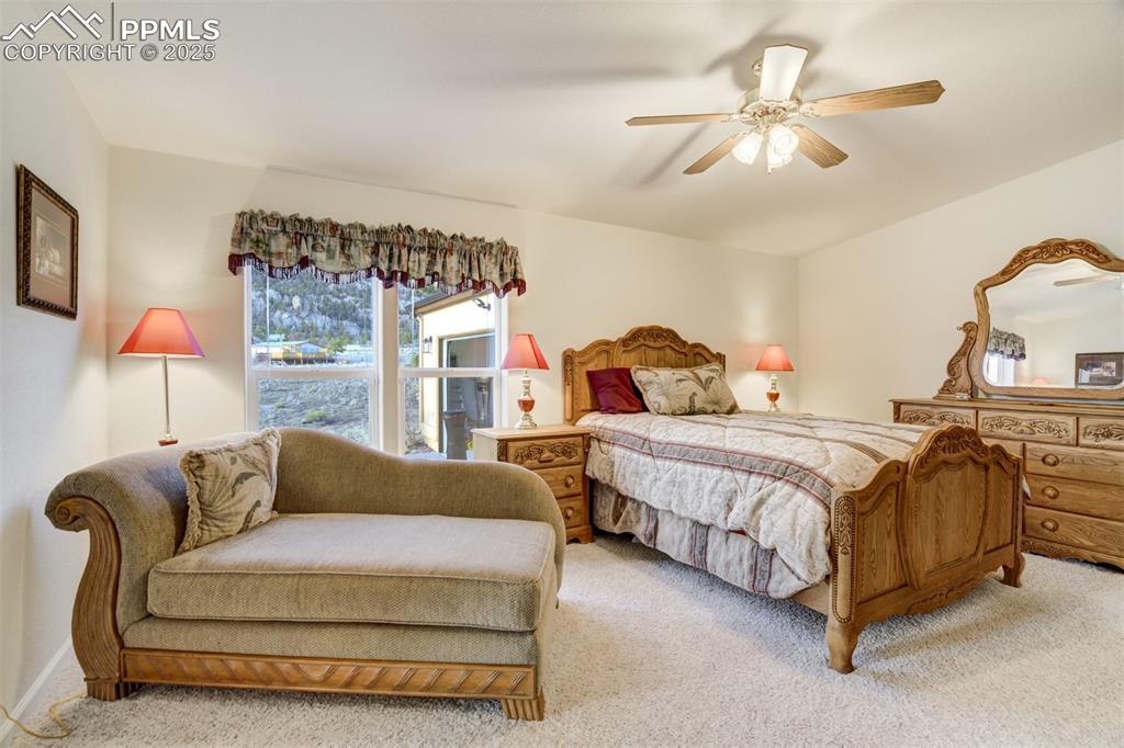 Image 15 of 46: Bedroom