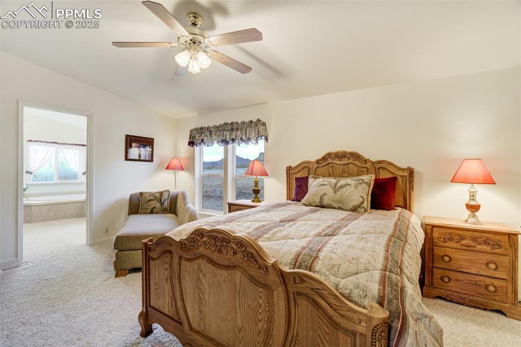 Image 16 of 46: Bedroom
