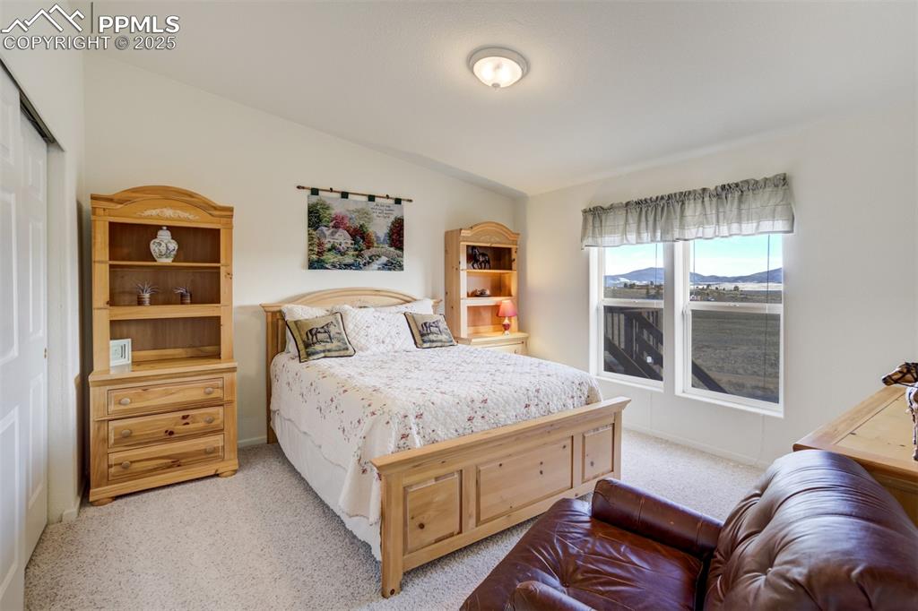 Image 20 of 46: Bedroom