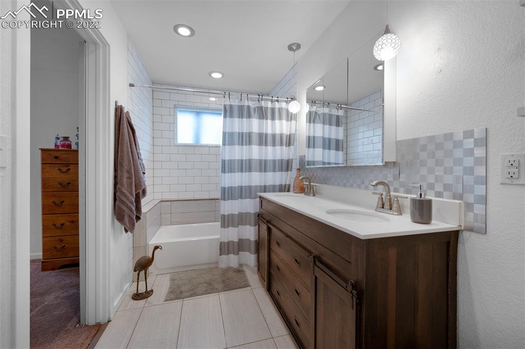 Listing 1366440, Image 22 of 48
