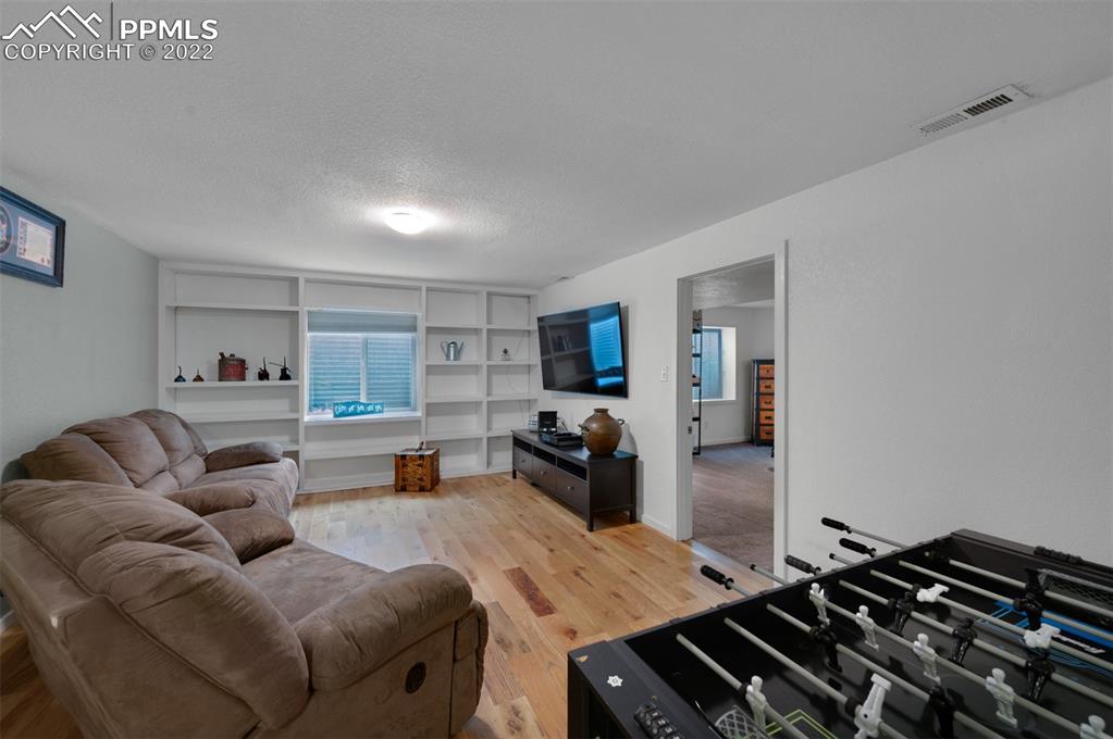 Listing 1366440, Image 26 of 48