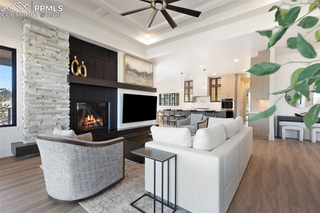 Image 12 of 50: Living Room