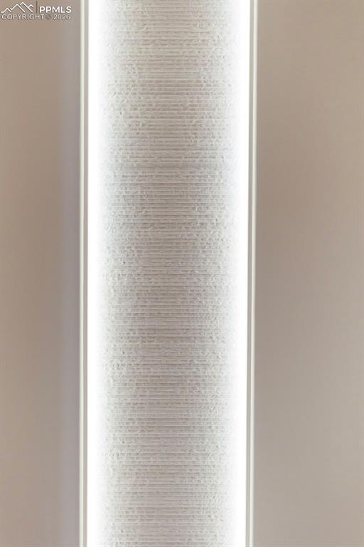 Image 34 of 50: Bathroom