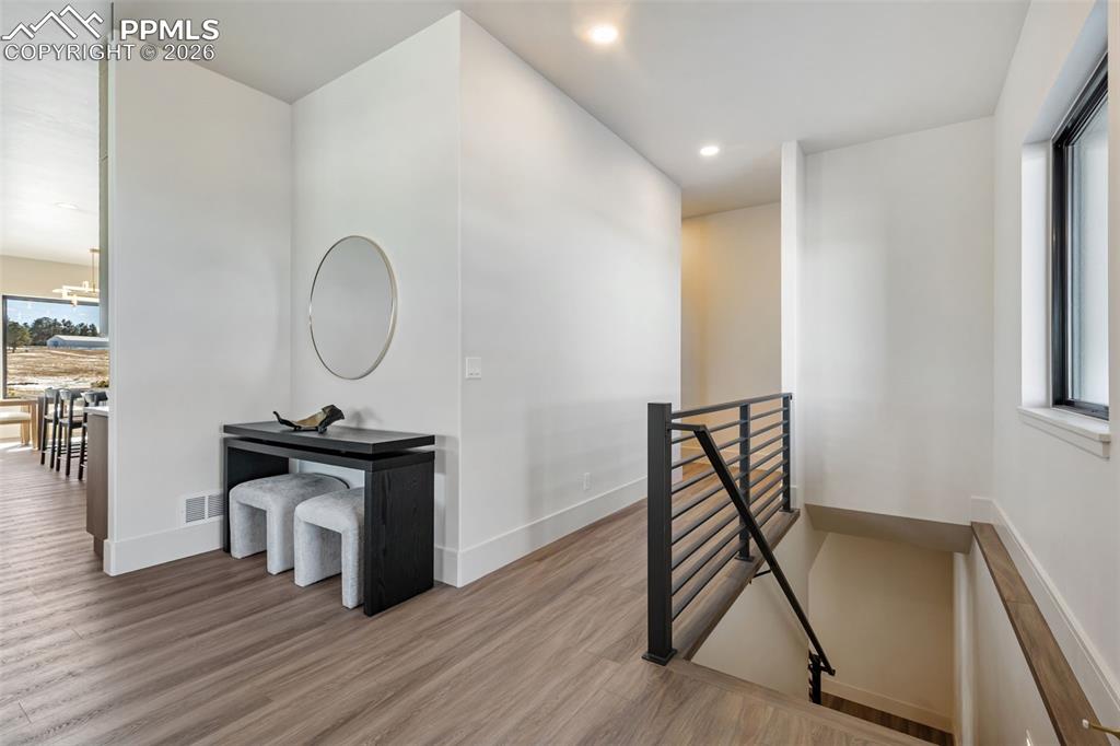 Image 37 of 50: Hallway