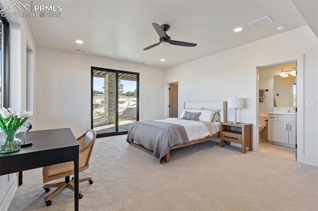 Image 43 of 50: Bedroom