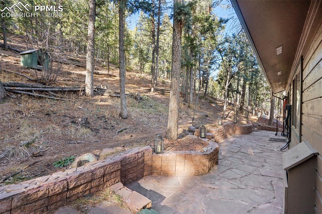 Image 24 of 32: Patio