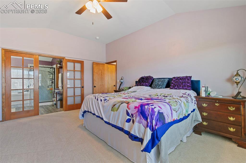 Image 20 of 46: Bedroom