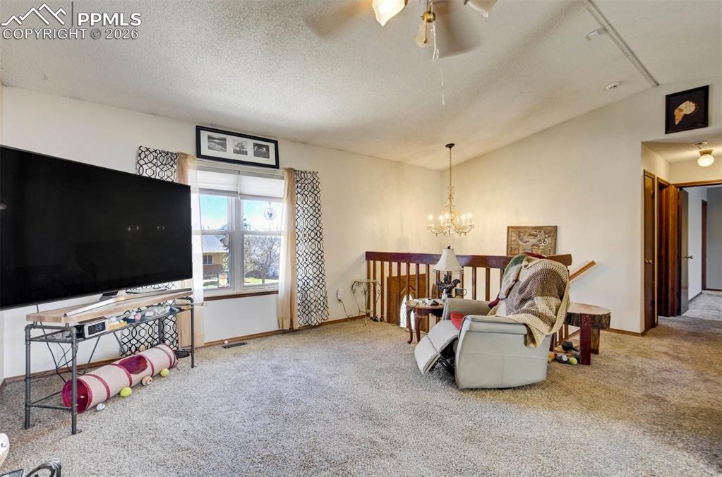 Image 4 of 28: Sitting Room