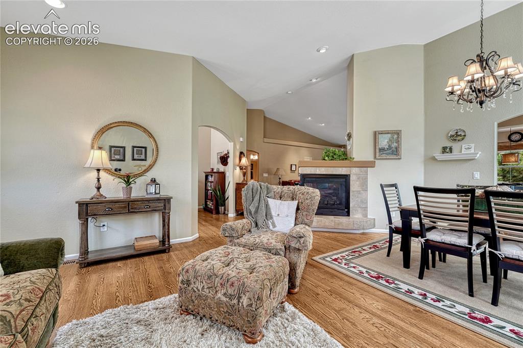 Image 17 of 46: Living Room