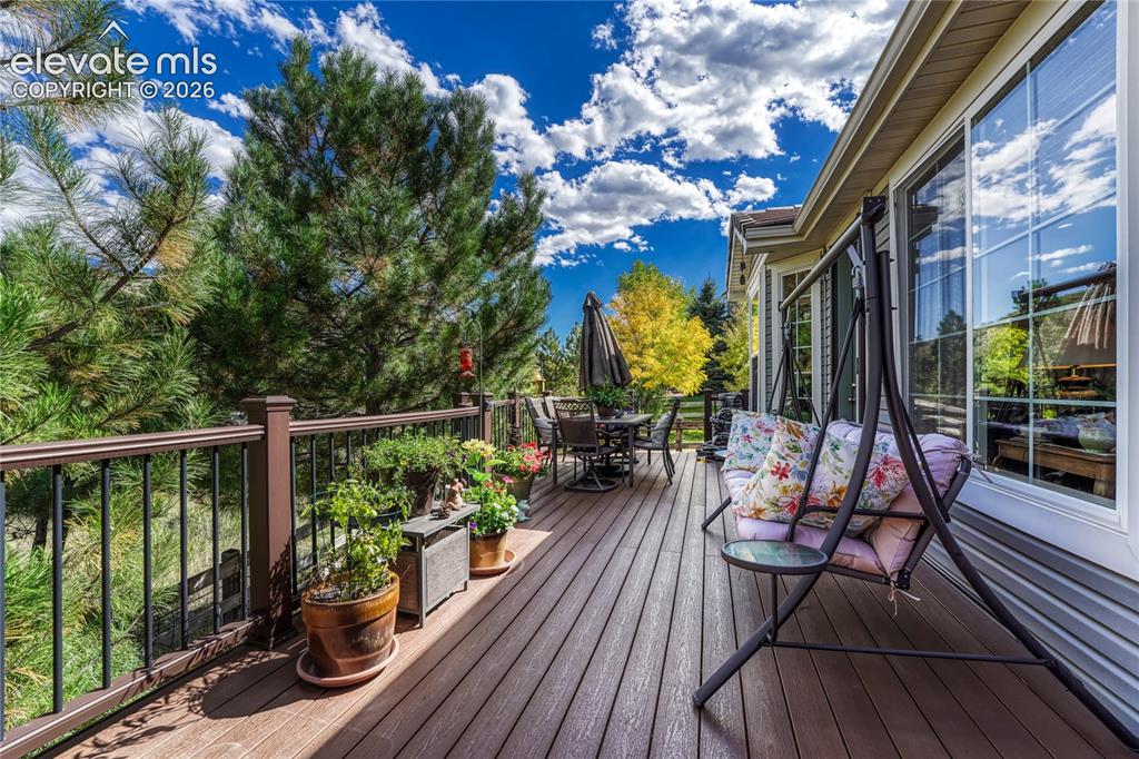Image 4 of 46: Deck