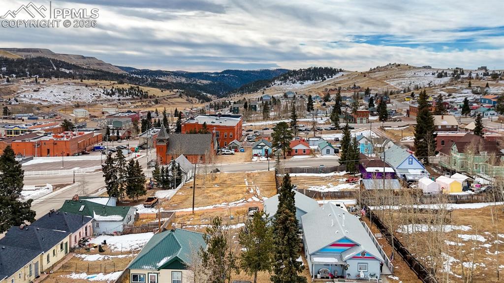 Image 23 of 28: View