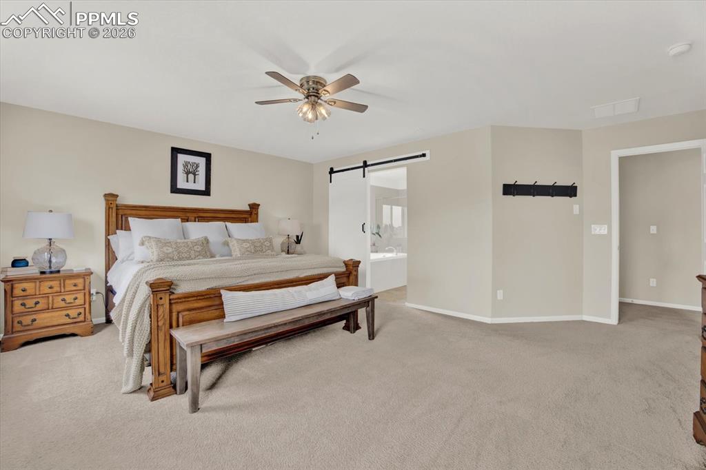 Image 17 of 41: Bedroom