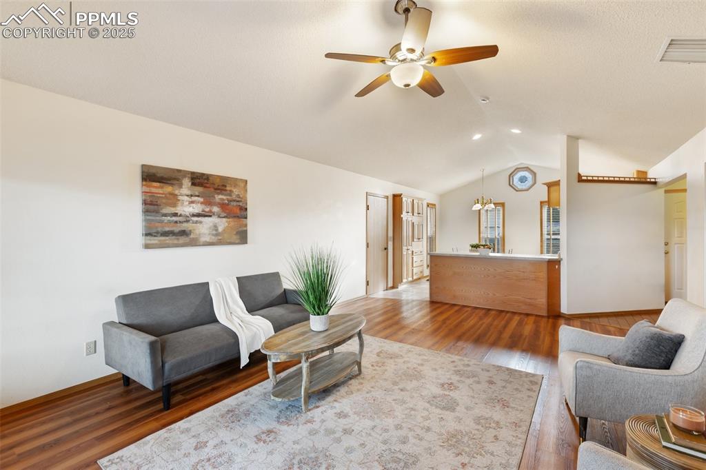 Image 10 of 50: Living Room