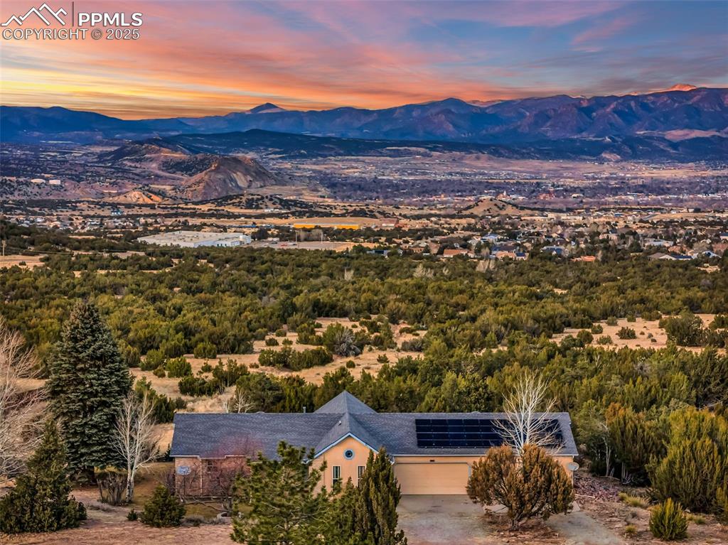 Image 37 of 50: View