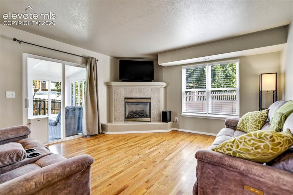 Image 16 of 48: Living Room