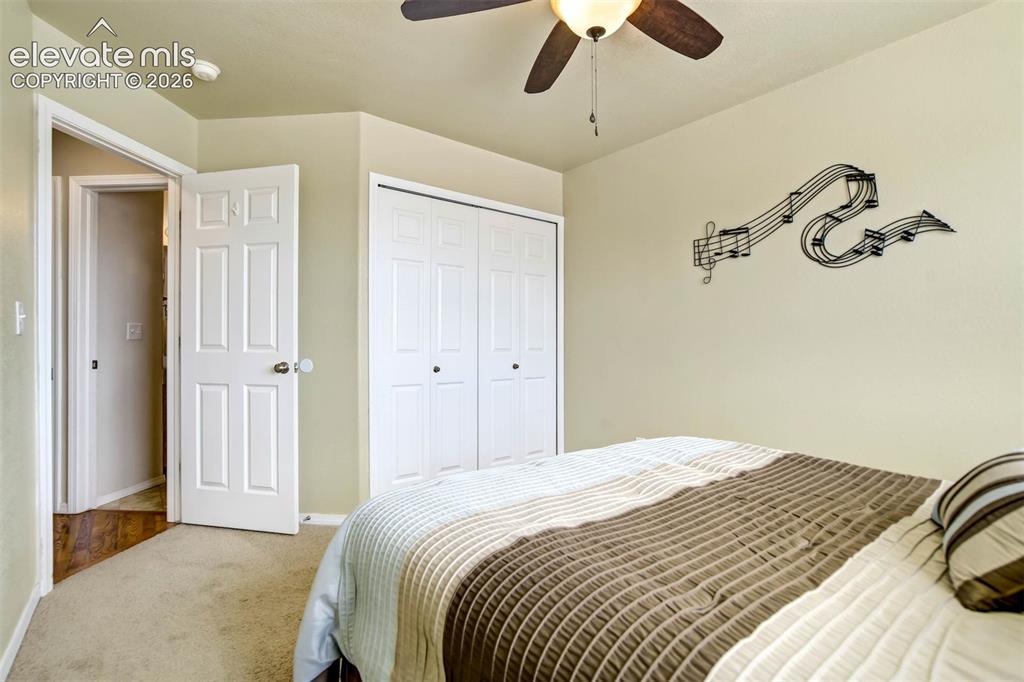 Image 31 of 48: Bedroom