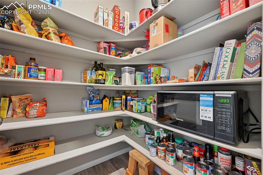 Image 16 of 50: Pantry