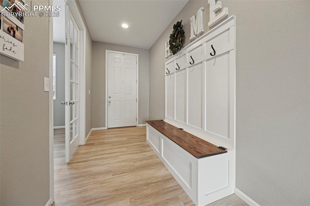 Image 4 of 50: Mud Room