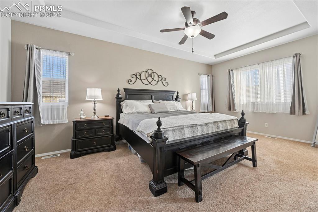 Image 15 of 37: Bedroom