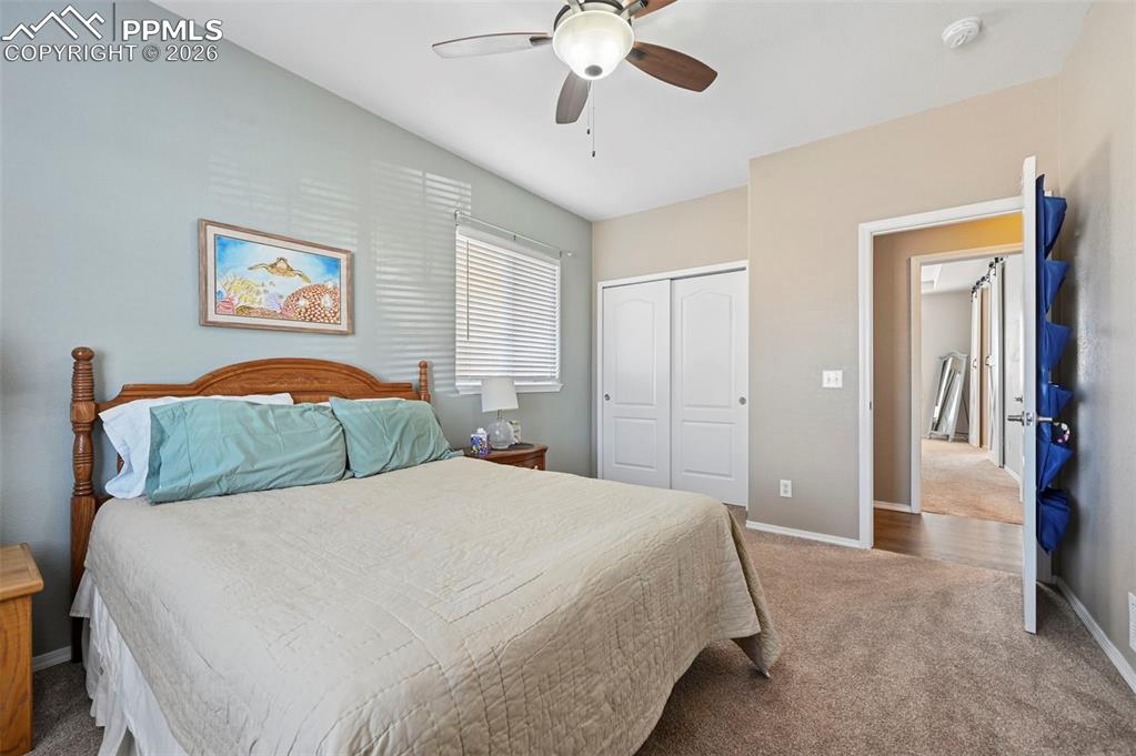 Image 18 of 37: Bedroom